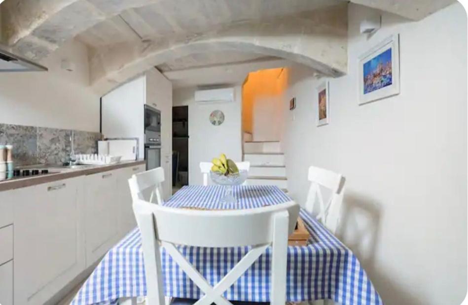 Amelie - Charming Townhouse In The Heart Of Rabat Villa Екстериор снимка