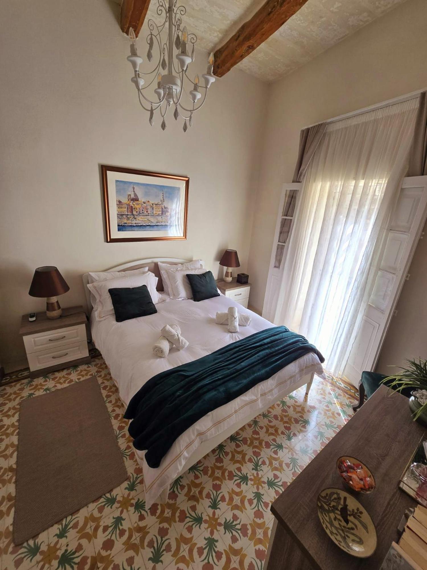 Amelie - Charming Townhouse In The Heart Of Rabat Villa Екстериор снимка